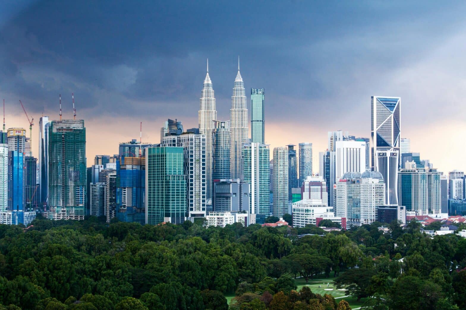 Moving to Kuala Lumpur: follow the guide